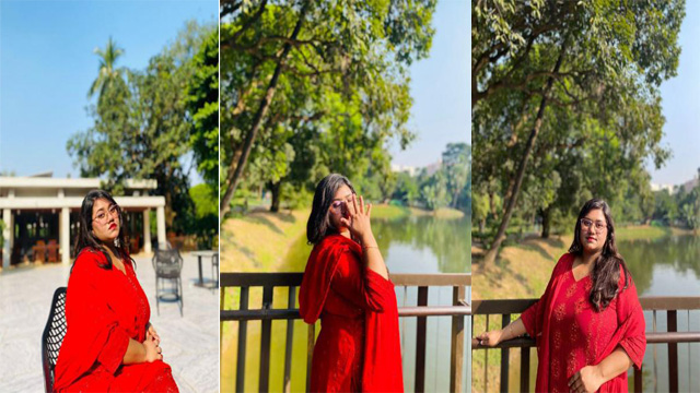 Horny Tanker GF – Showing Licking Boobs